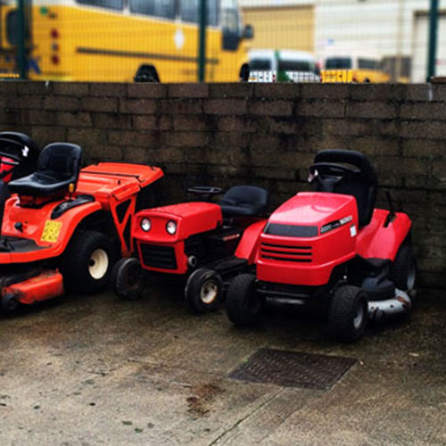 lawnmowers_servicing